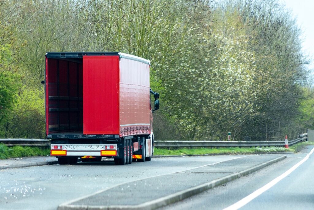 Are drivers choosing lay-bys over service stations 